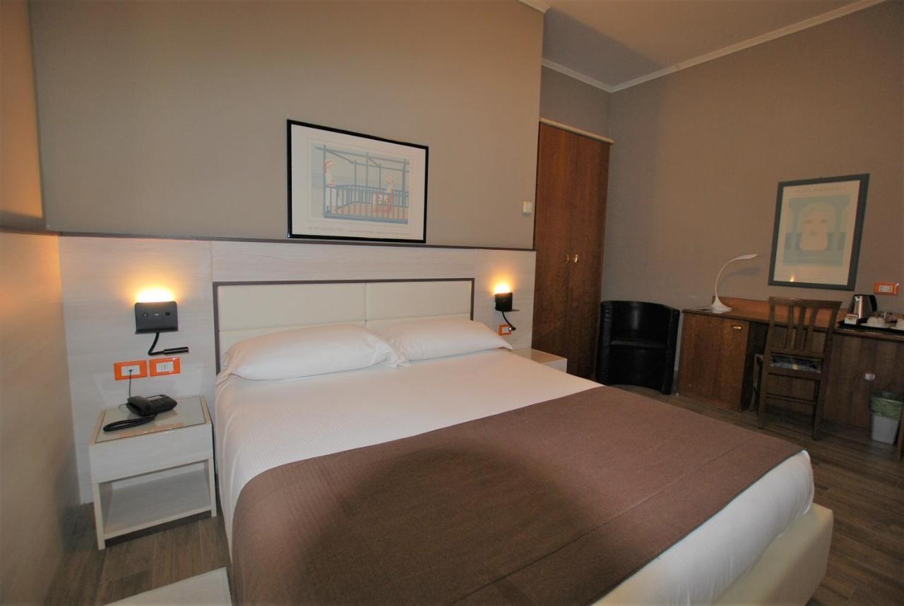 Hotel Lenotel Экстерьер фото