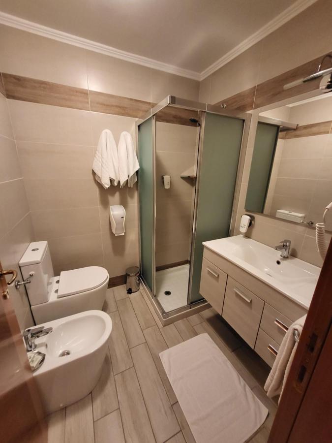 Hotel Lenotel Экстерьер фото