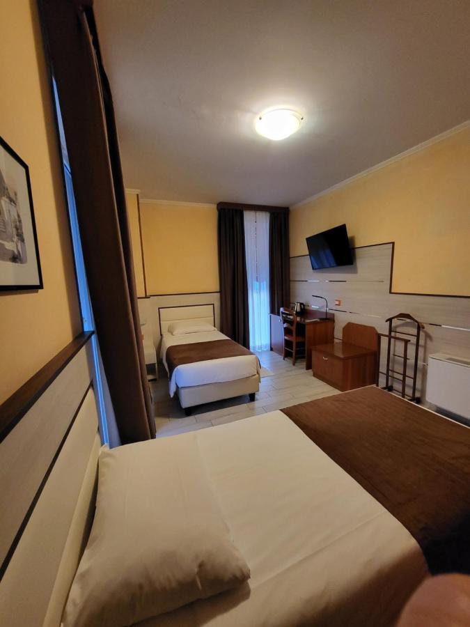 Hotel Lenotel Экстерьер фото